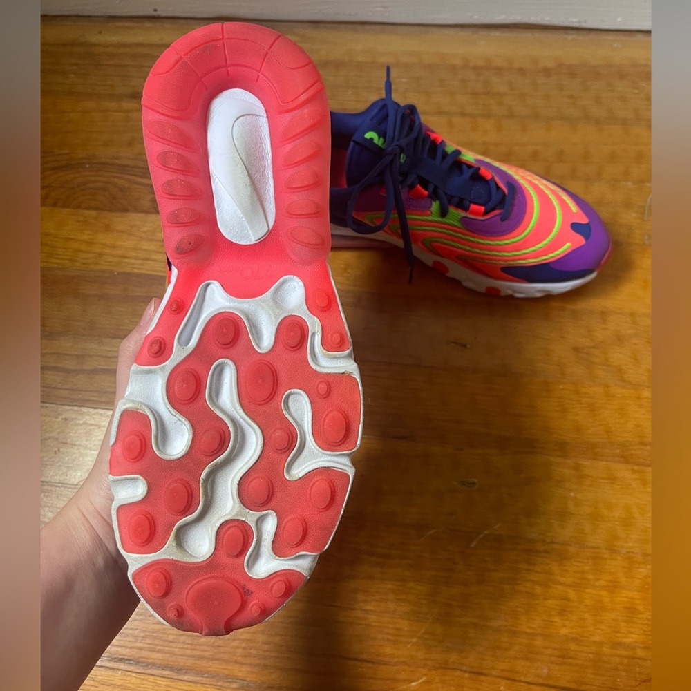 Nike Air Max • 270 React ENG • Raspberry Ripple - Picture 4 of 5